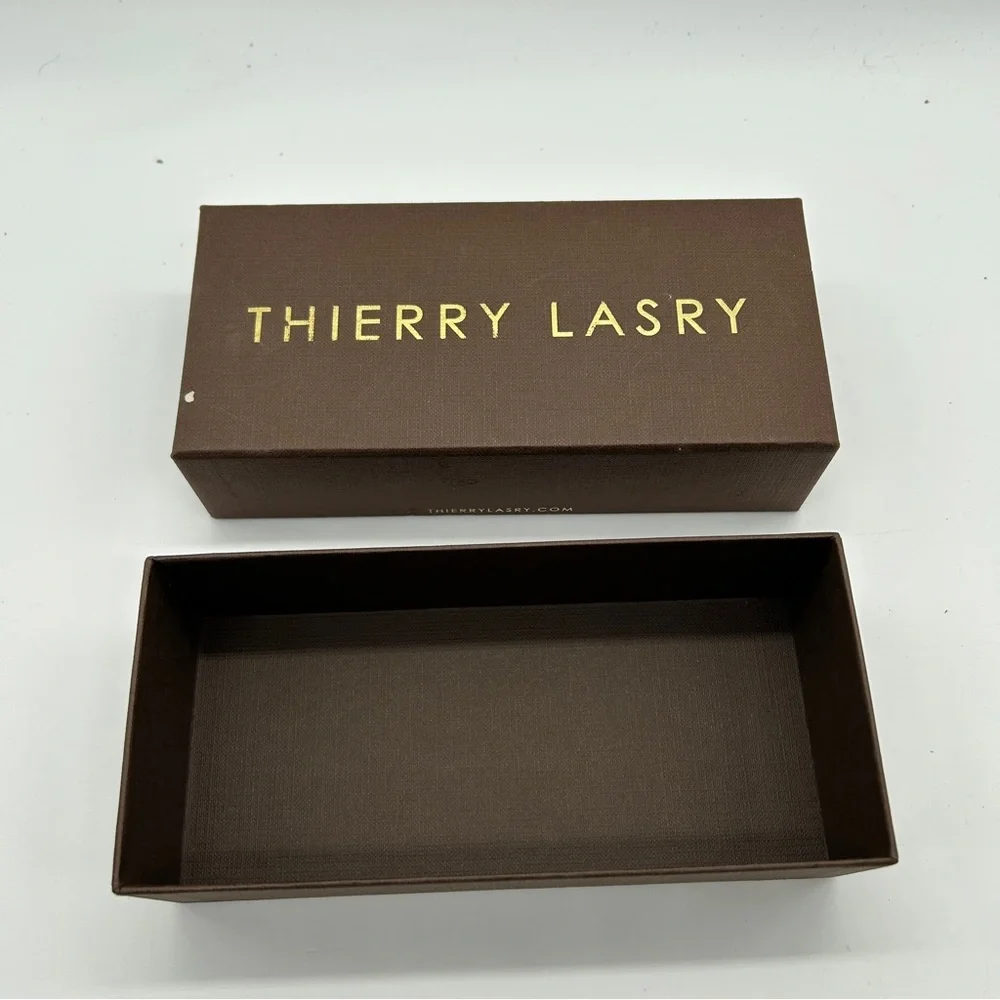 Thierry Lasry 2 Empty Boxes